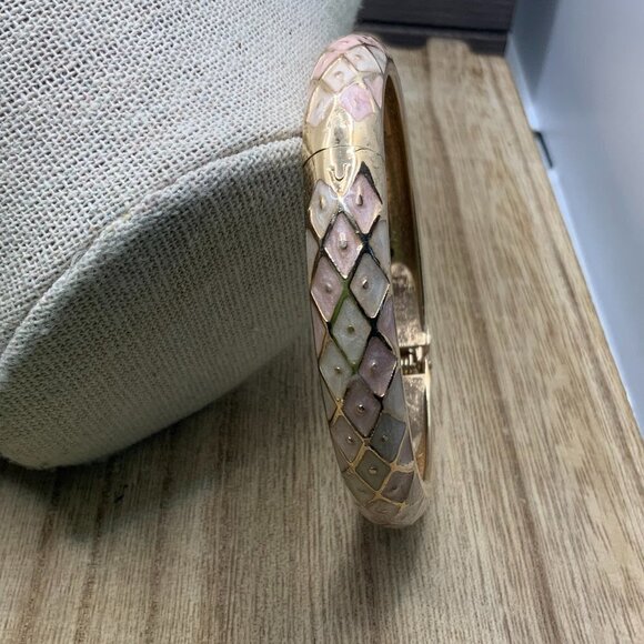 Jiu Long Xing Enamel Hinge Bangle Bracelet - Picture 1 of 6